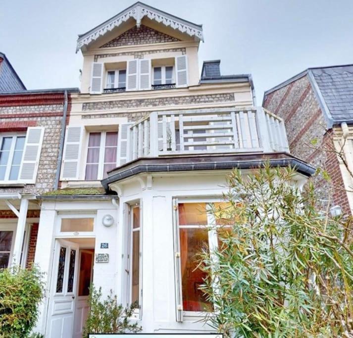 Villa Jean- Plein Centre Étretat Exteriör bild